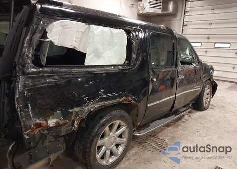 2011 GMC Yukon Xl 1500 Denali z USA, uszkodzony, nr VIN 1GKS2MEF3BR141591